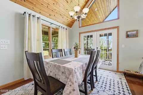Dining - 1507 Wildcat Dr, Murphy, NC 28906 photo 2 of 2