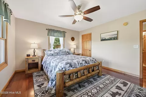 Bedroom - 1507 Wildcat Dr, Murphy, NC 28906 photo 5 of 9