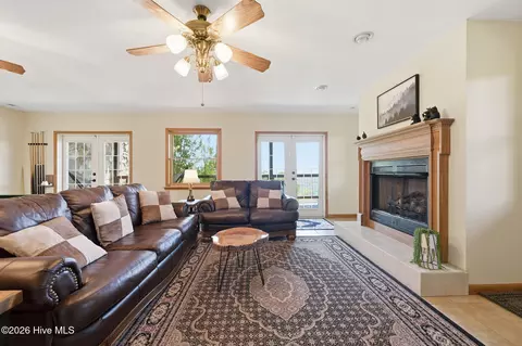 Living - 1507 Wildcat Dr, Murphy, NC 28906 photo 5 of 5