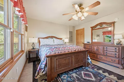 Bedroom - 1507 Wildcat Dr, Murphy, NC 28906 photo 8 of 9