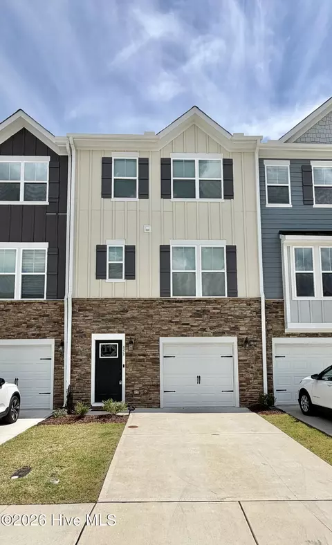 855 Parc Townes Dr, Wendell, NC 27591