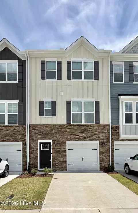 855 Parc Townes Dr, Wendell, NC 27591