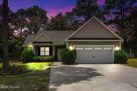 103 Oak Tree Ln, Goldsboro, NC 27530