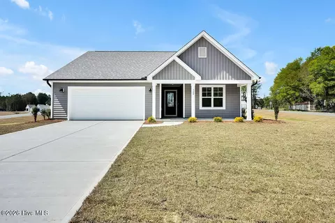 403 Alice Ln, Burgaw, NC 28425