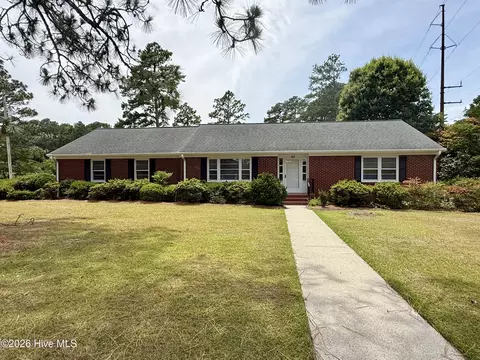 503 S Main St, Robersonville, NC 27871