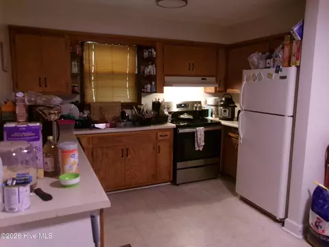 Kitchen - 228 NE Memory Dr, Augusta, GA 30906 photo 1 of 1