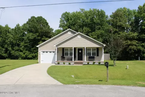 324 Reid Ct N, Jacksonville, NC 28540