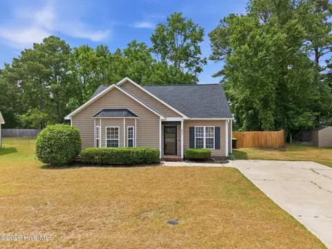 351 Johnson Ln, Winterville, NC 28590