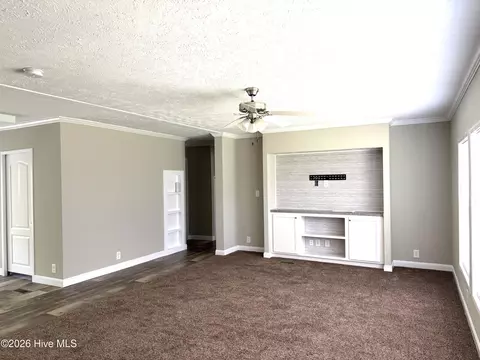 194 Barbee Rd, Richlands, NC 28574 photo 8