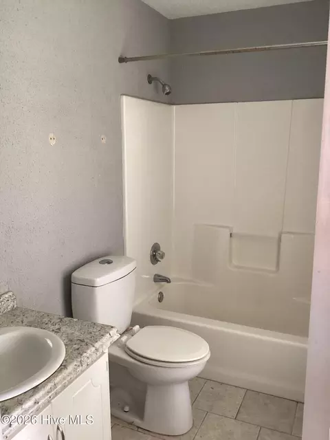 Bath - 4349 White Pine Ct, Augusta, GA 30906 photo 2 of 2