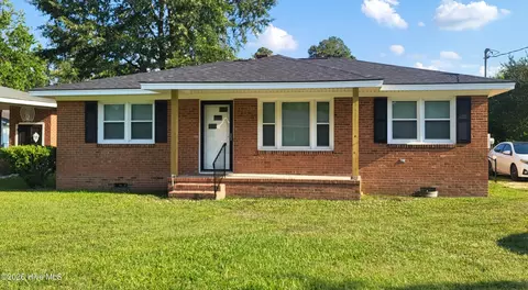 206 Herbert St, Goldsboro, NC 27530
