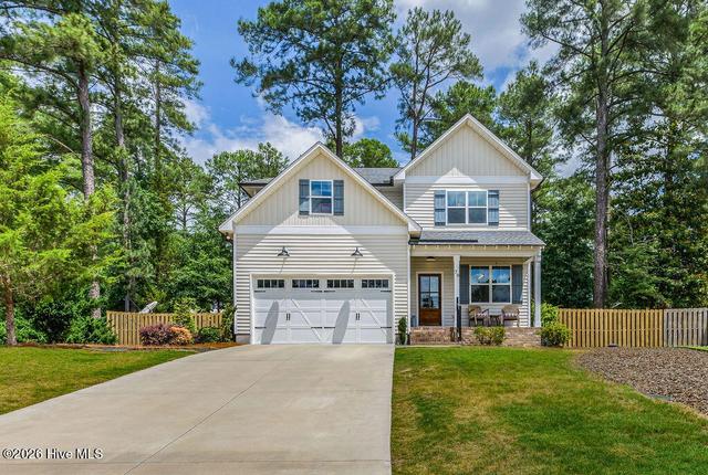 70 Cedar Wood Ct, Pinehurst, NC 28374