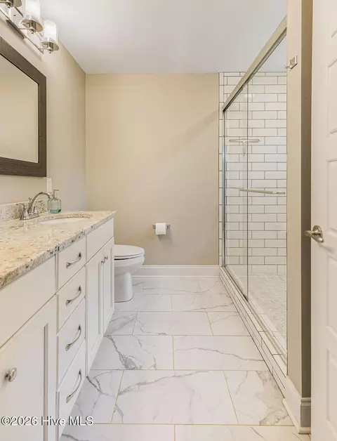 Bath - 70 Cedar Wood Ct, Pinehurst, NC 28374 photo 2 of 6