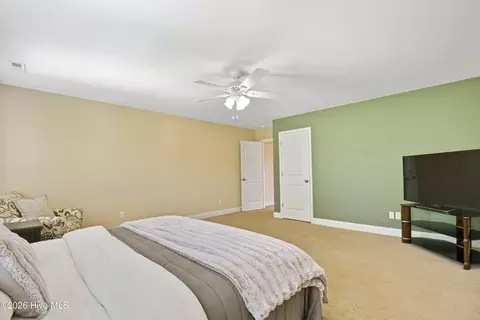 Bedroom - 143 Cornel Ln, Hampstead, NC 28443 photo 4 of 9