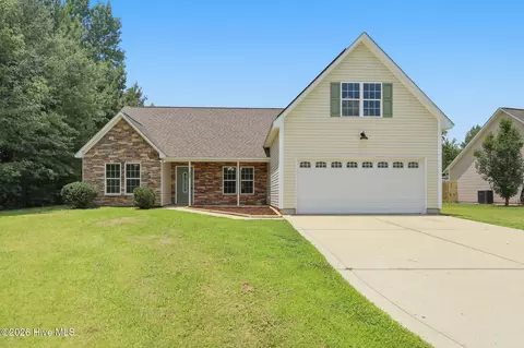 309 Sky Blue Ln, Jacksonville, NC 28540