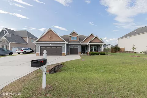 414 Fawns Creek Chase, Jacksonville, NC 28540