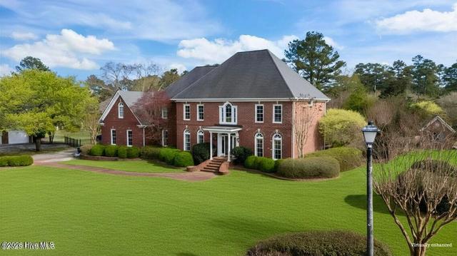 1107 Country Club Dr, Trent Woods, NC 28562