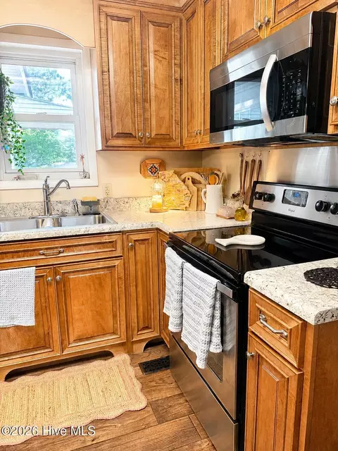 Kitchen - 3512 Stardust Dr, Martinez, GA 30907 photo 4 of 5
