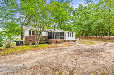 110 Pauline Dr, Rockingham, NC 28379