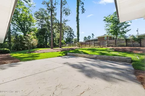 Exterior - 2920 Mayfair Ct, Augusta, GA 30909 photo 6 of 10
