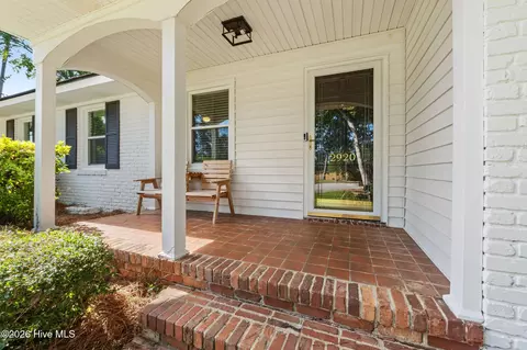 Exterior - 2920 Mayfair Ct, Augusta, GA 30909 photo 4 of 10