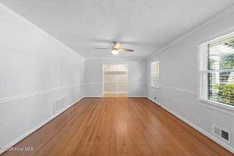 Living - 2920 Mayfair Ct, Augusta, GA 30909 photo 1 of 2