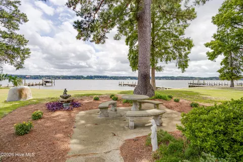 Exterior - 22 Oak Point Rd, Chocowinity, NC 27817 photo 14 of 19