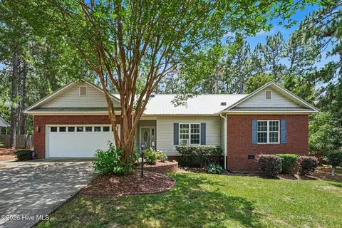 107 Michael Ln, Aberdeen, NC 28315
