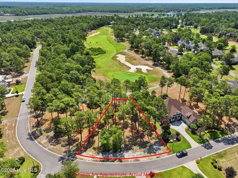 349 Laurel Valley Dr, Shallotte, NC 28470
