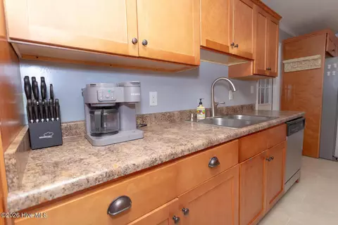 Kitchen - 4016 Maddox Rd, Augusta, GA 30909 photo 4 of 7