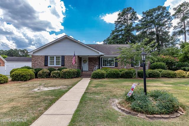 2504 Dawn Cir, Goldsboro, NC 27534