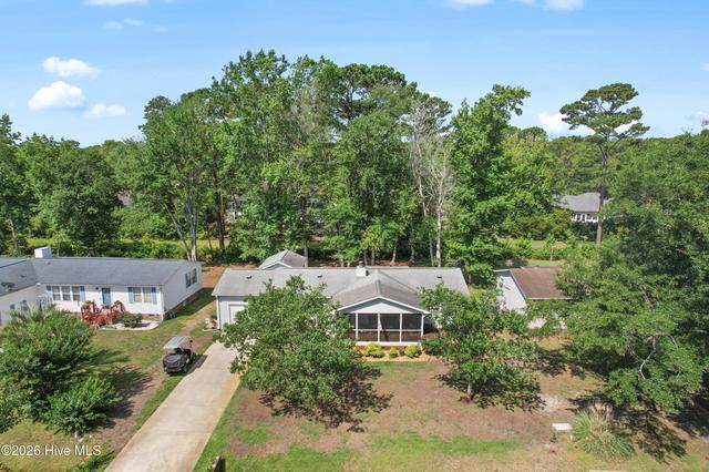 1089 Captains Ct, Calabash, NC 28467