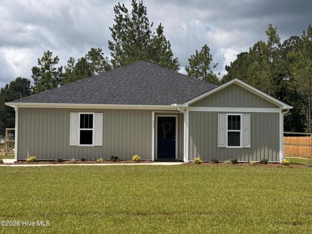 157 King Rd, Jacksonville, NC 28540