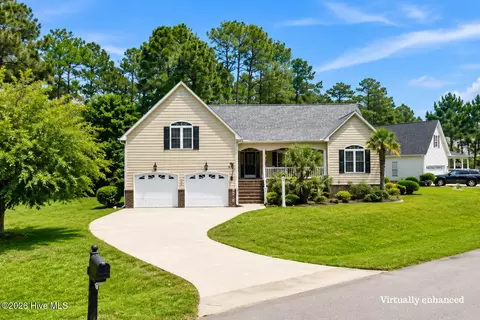 901 Sawgrass Ct, New Bern, NC 28560