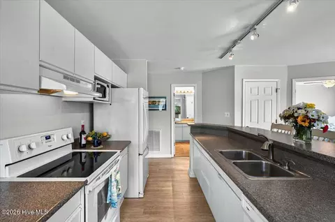Kitchen - 816 Colony Pl SW # D, Sunset Beach, NC 28468 photo 3 of 4