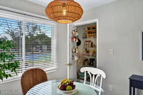 Dining - 816 Colony Pl SW # D, Sunset Beach, NC 28468 photo 2 of 2