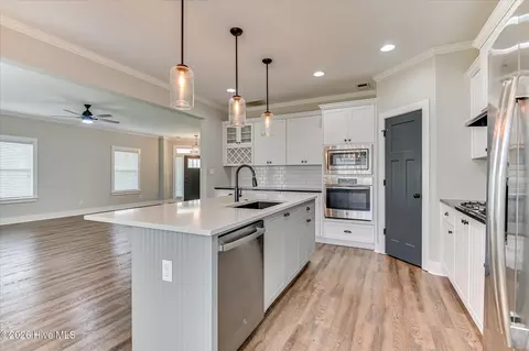 Kitchen - 4872 Tanner Oaks Dr, Evans, GA 30809 photo 3 of 6