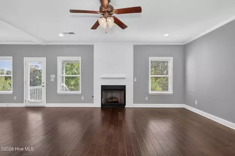 Living - 4838 Tanner Oaks Dr, Evans, GA 30809 photo 2 of 3