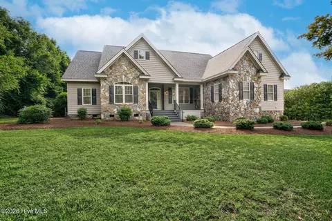 4674 Joyner Rd, Elm City, NC 27822