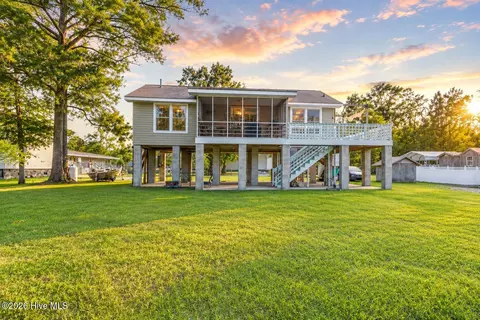 29 Point Ave, Belhaven, NC 27810