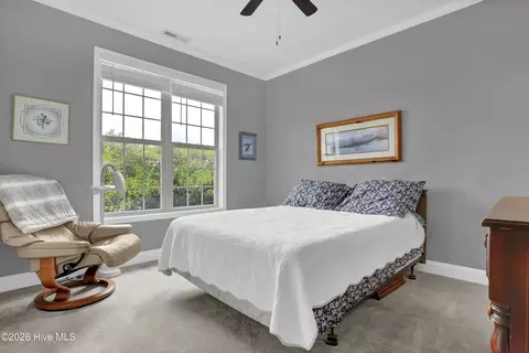 Bedroom - 728 Highlands Dr, Hampstead, NC 28443 photo 4 of 6