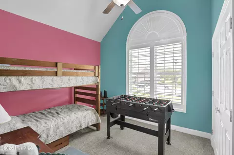 Bedroom - 728 Highlands Dr, Hampstead, NC 28443 photo 6 of 6