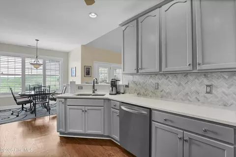 Kitchen - 728 Highlands Dr, Hampstead, NC 28443 photo 3 of 3