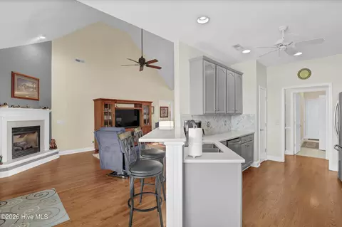 Kitchen - 728 Highlands Dr, Hampstead, NC 28443 photo 1 of 3