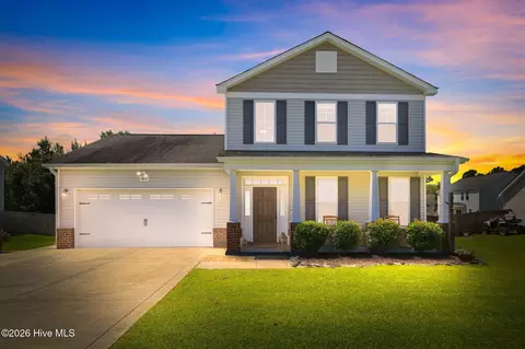 404 Zircon Ct, Jacksonville, NC 28546
