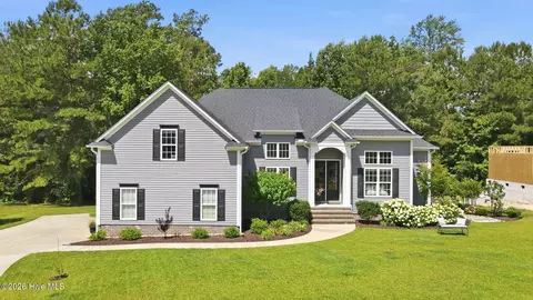 122 Friburg Rd, New Bern, NC 28562