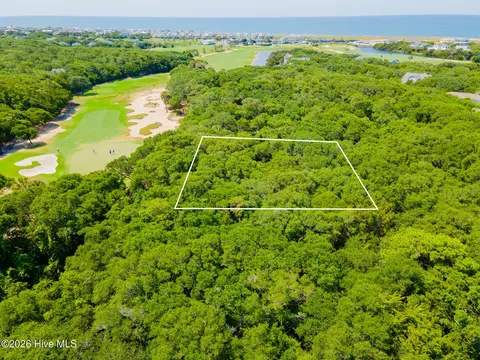 6 Gunnery Ct, Bald Head Island, NC 28461
