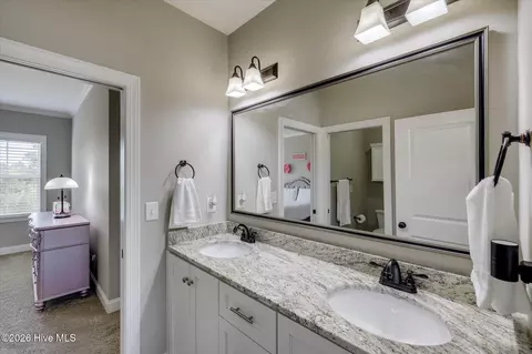 Bath - 4312 Sabal Dr, Evans, GA 30809 photo 4 of 5