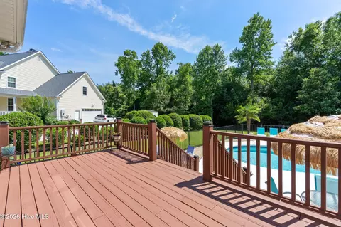 Exterior - 130 Wild Berry Ln, Hampstead, NC 28443 photo 13 of 25