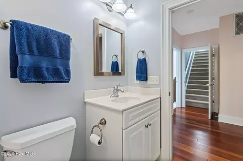 Bath - 130 Wild Berry Ln, Hampstead, NC 28443 photo 6 of 7